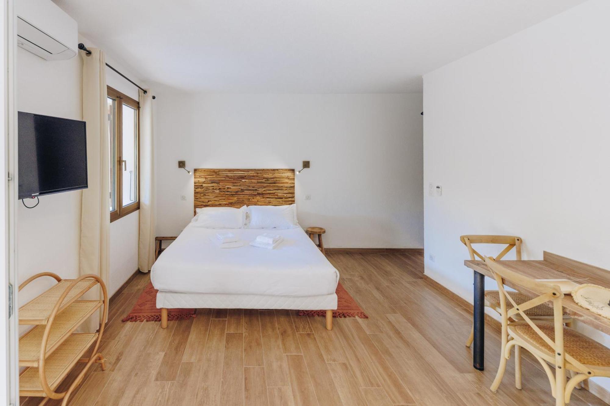Oro Biancu Aparthotel Lucciana  Bilik gambar